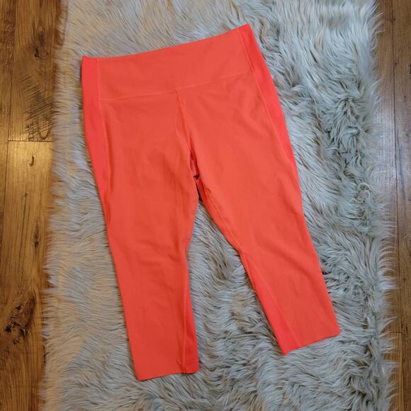 Athleta Women's Bright Orange Ultimate Dobby Mesh Capri Size Large - Picture 1 of 9